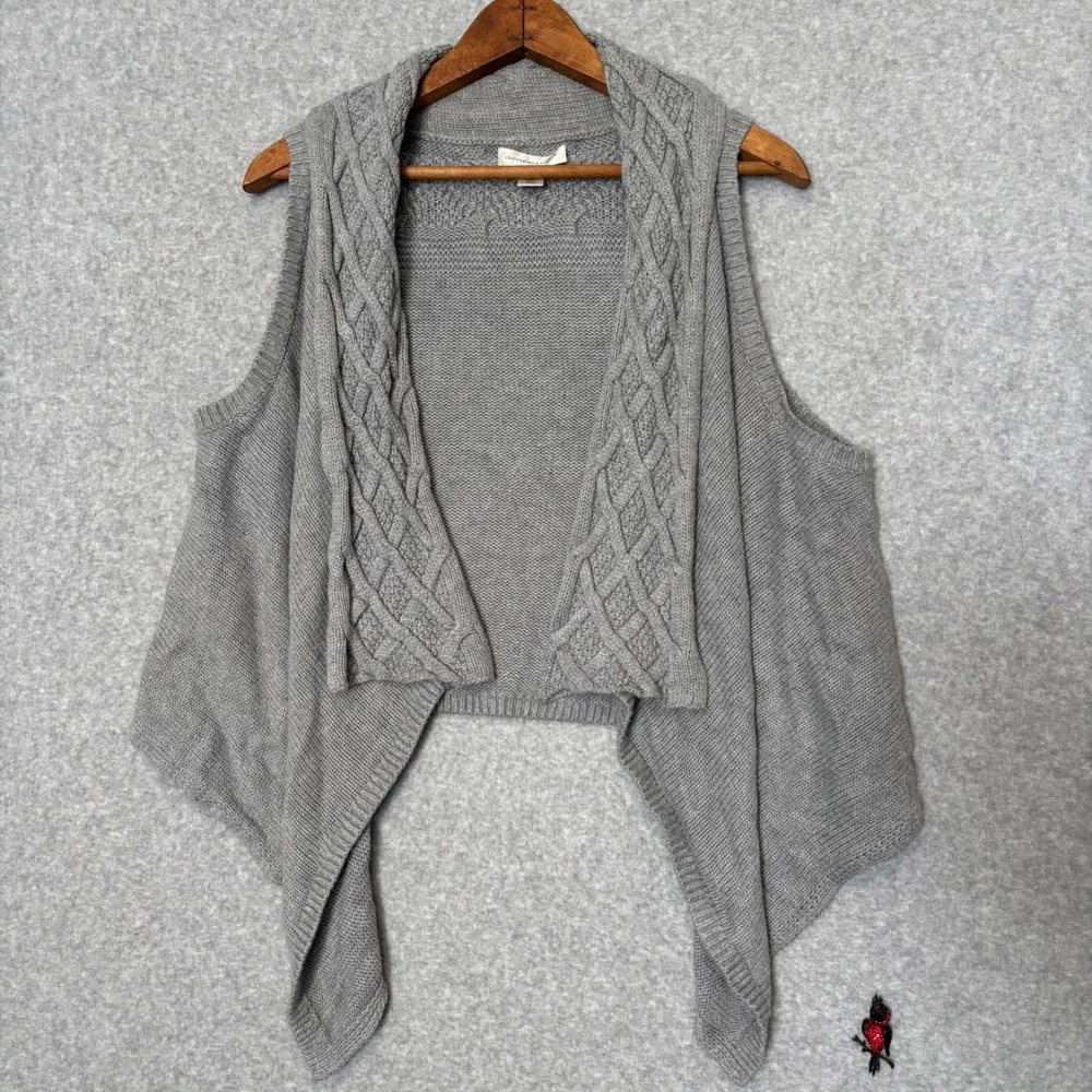 Christopher & Banks Women's Small Gray Cable Knit Open Front Cardigan Vest Comfy